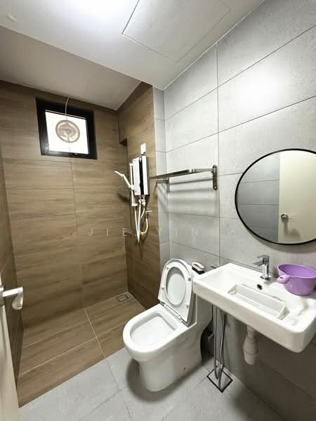 Apartment for Rent at Vivo Executive Apartment - Jie Ying - Bathroom - PropertyGuru.com.my