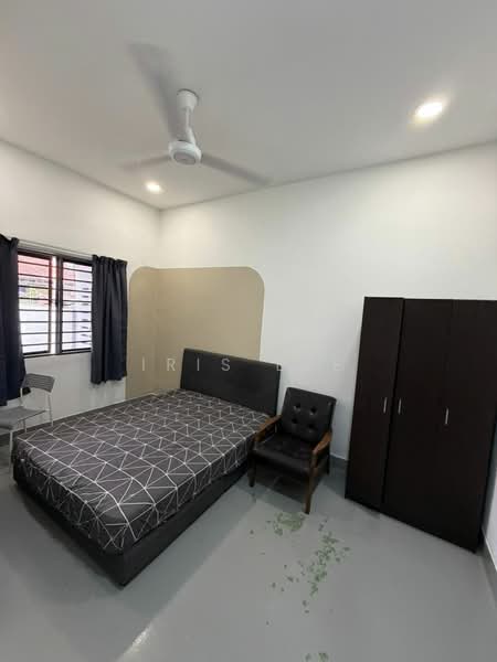 1-storey Terraced House for Rent in Taman Miharja (Cheras) - Iris Lee - Bedroom - PropertyGuru.com.my