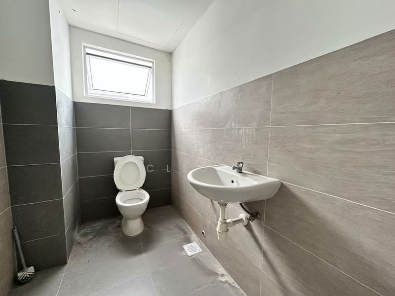 Shop for Rent in Iskandar Puteri (Nusajaya) (Johor) - Cleo . - Bathroom - PropertyGuru.com.my