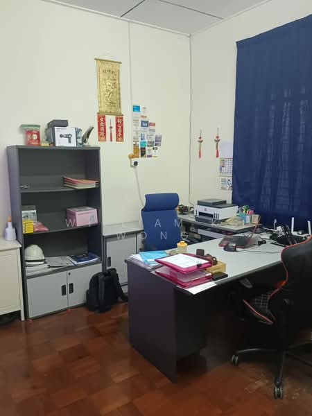 Rumah Teres 2 Tingkat untuk Dijual di Island Glades (Jelutong) - William KC Wong - Study - PropertyGuru.com.my