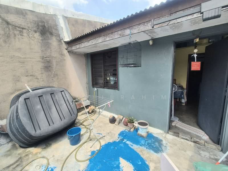 Rumah Teres 2 Tingkat untuk Dijual di Pandan Jaya (Ampang) - Azli Ibrahim - Exterior - PropertyGuru.com.my