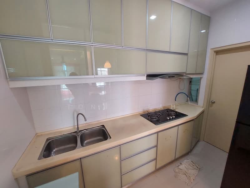 Condominium for Sale at Boulevard Condominium (BLVD) - Tony Cheah - Kitchen - PropertyGuru.com.my