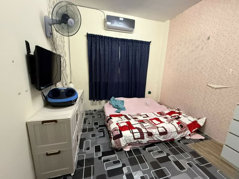 Apartment for Sale at Pangsapuri Arista - Simon Lee - Bedroom - PropertyGuru.com.my
