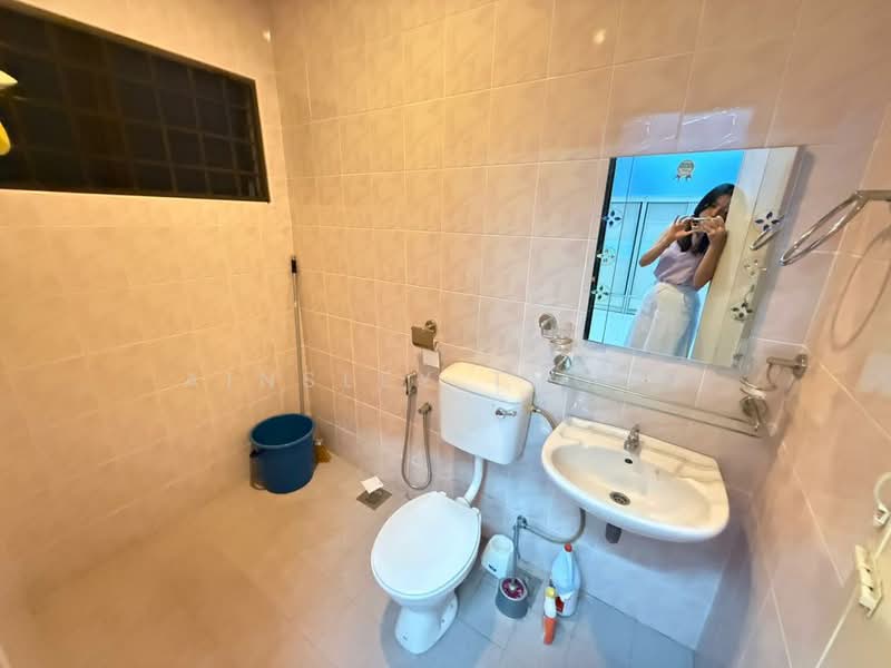Bungalow for Sale in Pasir Pinji (Ipoh) - Ainsley Thong - Bathroom - PropertyGuru.com.my