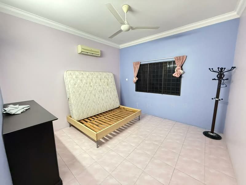 Bungalow for Sale in Pasir Pinji (Ipoh) - Ainsley Thong - Bedroom - PropertyGuru.com.my