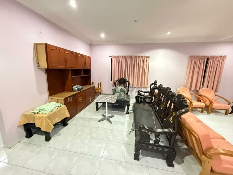 Bungalow for Sale in Pasir Pinji (Ipoh) - Ainsley Thong - Living Room - PropertyGuru.com.my