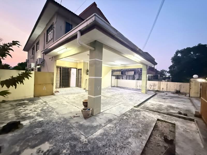 Bungalow for Sale in Pasir Pinji (Ipoh) - Ainsley Thong - Exterior - PropertyGuru.com.my