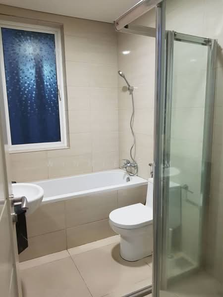 Servis Apartment untuk Disewa di Glomac Damansara - Winnie Fam - Bathroom - PropertyGuru.com.my