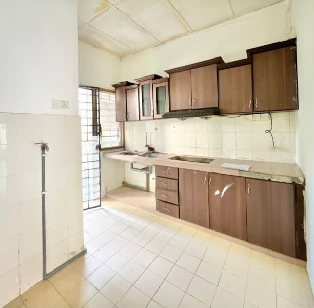 Rumah Teres 1.5 Tingkat untuk Dijual di Bandar Baru Bangi (Selangor) - Mohd Faizal - Kitchen - PropertyGuru.com.my