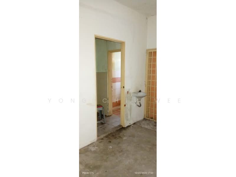 Kedai untuk Disewa di Kota Bharu (Kelantan) - Yong Chiu Wee - Interior - PropertyGuru.com.my