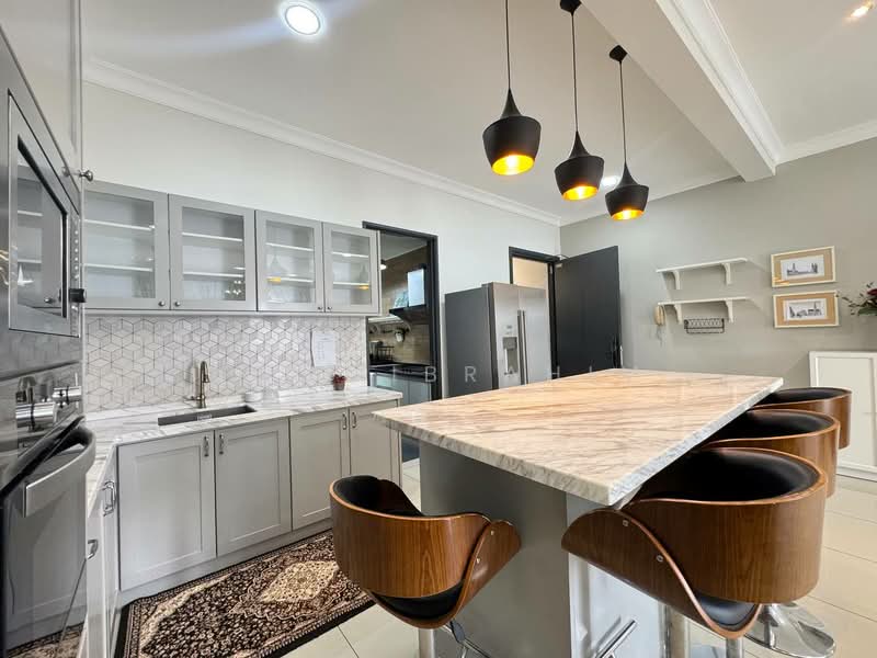 Kondominium untuk Disewa di 16 Quartz Sky Villa - Azli Ibrahim - Kitchen - PropertyGuru.com.my