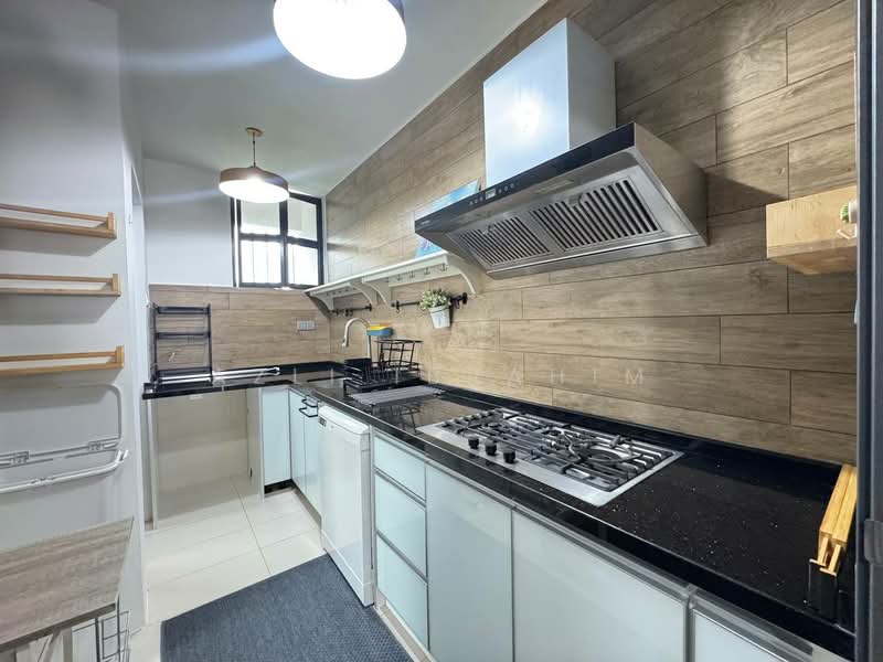 Kondominium untuk Disewa di 16 Quartz Sky Villa - Azli Ibrahim - Kitchen - PropertyGuru.com.my