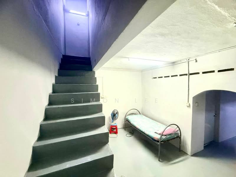 Rumah Teres 2 Tingkat untuk Dijual di Kampung Teluk Panglima Garang (Telok Panglima Garang) - Simon Lee - Interior - PropertyGuru.com.my