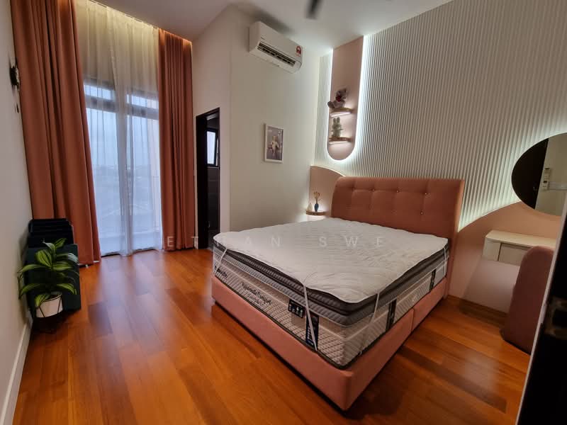 Rumah Teres 3 Tingkat untuk Dijual di Bukit Rahman Putra (Sungai Buloh) - Ethan Swe - Bedroom - PropertyGuru.com.my
