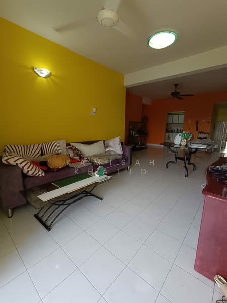 Kondominium untuk Dijual di Kemuncak Shah Alam - Kamisah Khalid - Living Room - PropertyGuru.com.my