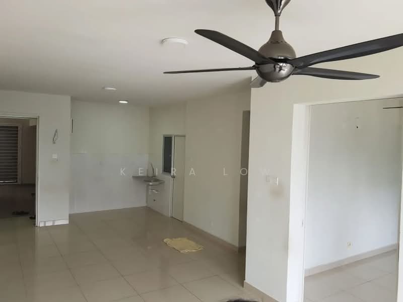 Servis Apartment untuk Dijual di Maxim Citylights - Keira Low - Living Room - PropertyGuru.com.my