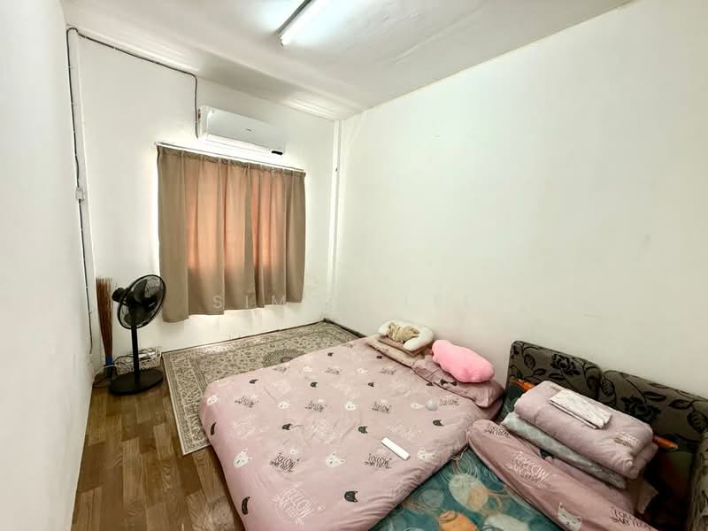 Pangsapuri untuk Dijual di Pangsapuri Arista - Simon Lee - Bedroom - PropertyGuru.com.my
