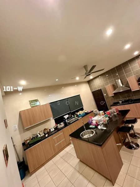 Rumah Banglo untuk Dijual di Taman Bunga Raya (Klang) - Wilson Ng - Kitchen - PropertyGuru.com.my