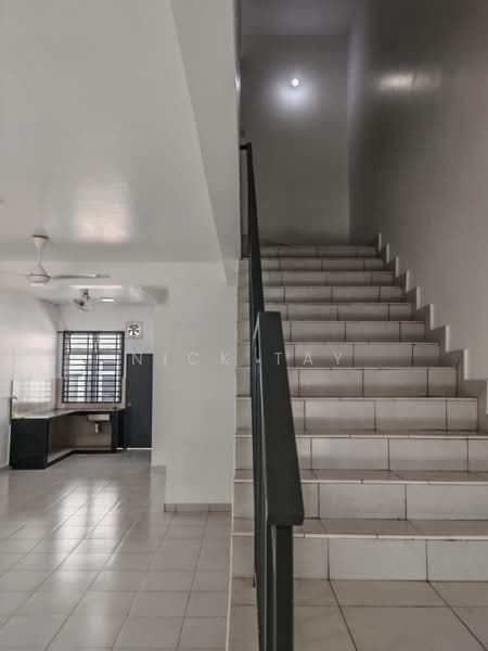 2-storey Terraced House for Sale in Senai (Kulai) - Nick Tay - Kitchen - PropertyGuru.com.my