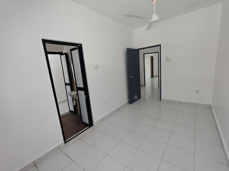 2-storey Terraced House for Sale in Senai (Kulai) - Nick Tay - Interior - PropertyGuru.com.my