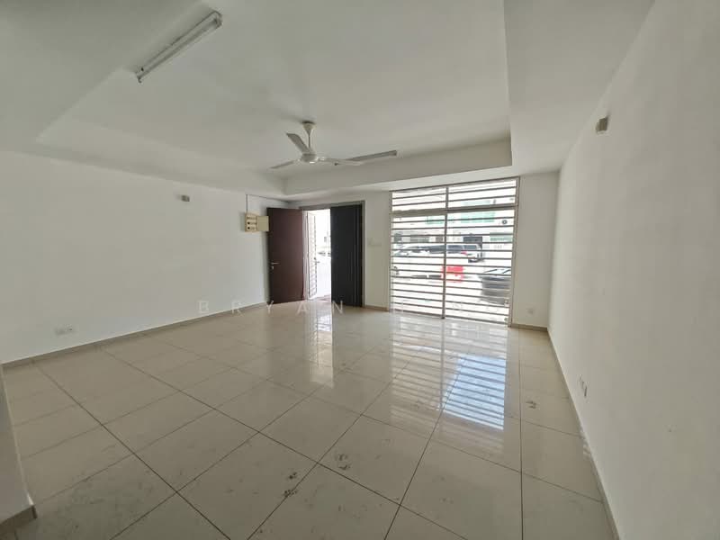 Rumah Teres 3 Tingkat untuk Disewa di Ayer Itam (Penang) - Bryan H'ng - Living Room - PropertyGuru.com.my