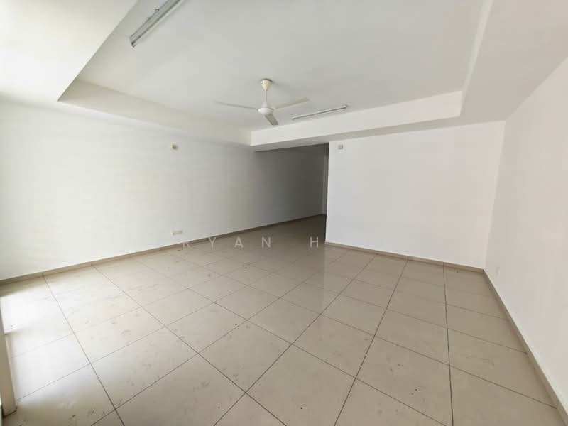 Rumah Teres 3 Tingkat untuk Disewa di Ayer Itam (Penang) - Bryan H'ng - Living Room - PropertyGuru.com.my