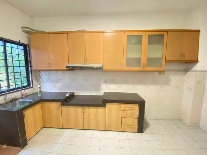 2-storey Terraced House for Sale in Taman Bayu Perdana (Klang) - Simon Lee - Kitchen - PropertyGuru.com.my