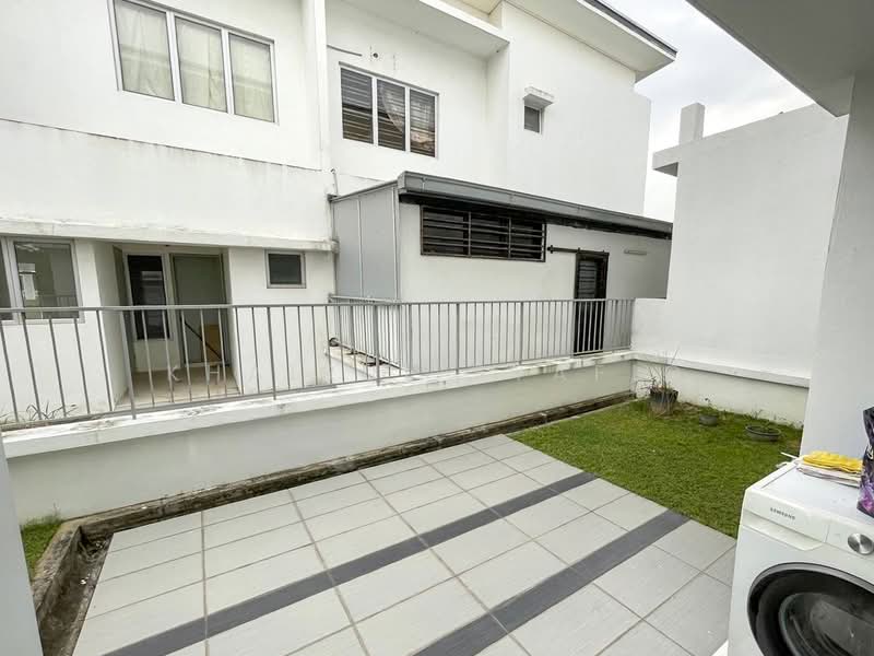 Semi-Detached House for Sale in Bandar Seri Coalfields (Sungai Buloh) - Khairul Syafiq - PropertyGuru.com.my
