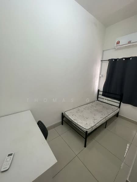 Townhouse for Sale in Bandar Saujana Putra (Tanjong Duabelas) - Thomas Gan - Bedroom - PropertyGuru.com.my