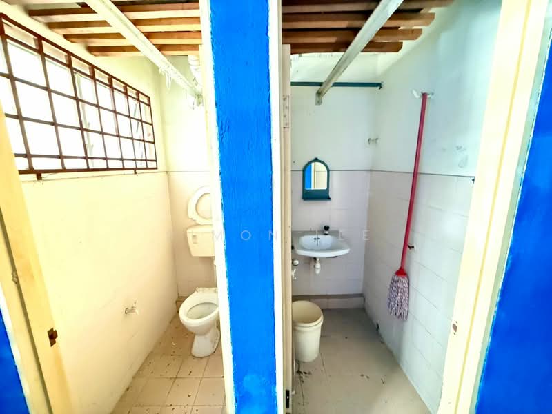 Rumah Flat untuk Dijual di Bandar Bukit Tinggi 2 - Simon Lee - Bathroom - PropertyGuru.com.my