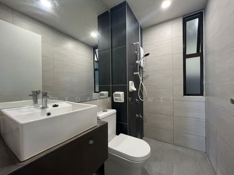 Condominium for Rent at Admiral Residences - Geoffery Wee - Bathroom - PropertyGuru.com.my