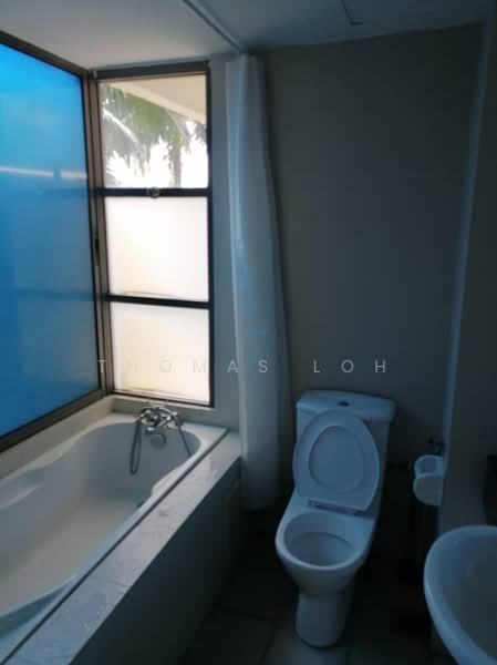 Servis Apartment untuk Disewa di Saujana Residency - Thomas Loh - Bathroom - PropertyGuru.com.my