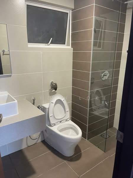 Condominium for Rent at Paraiso Residence @ The Earth - Jayden Loke - Bathroom - PropertyGuru.com.my