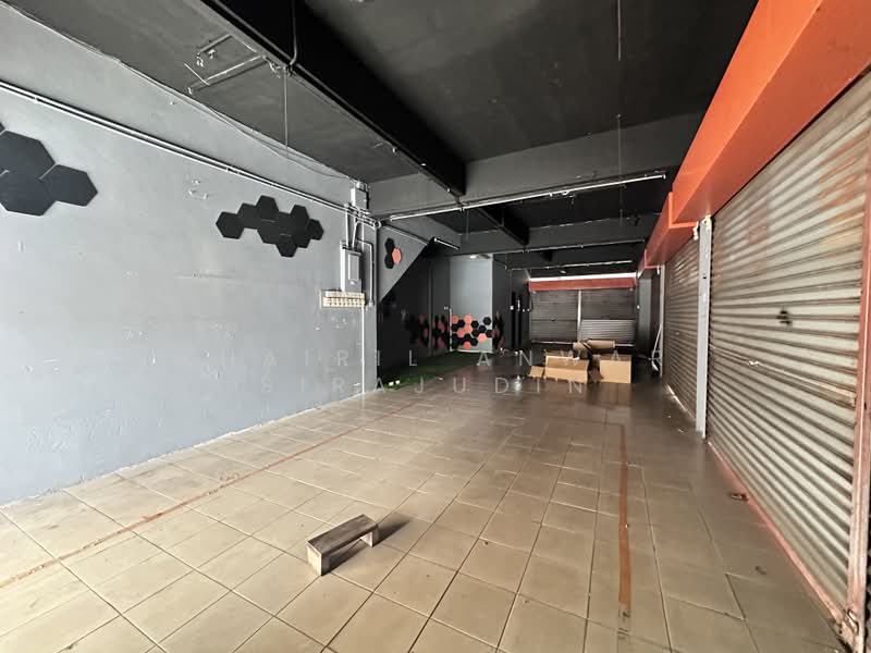 Shop / Office for Rent in SS19 (Subang Jaya) - Khairil Anwar Sirajudin - Interior - PropertyGuru.com.my