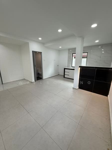 Rumah Teres 2 Tingkat untuk Dijual di Taman Daya (Johor Bahru) - Wallace Ang - PropertyGuru.com.my