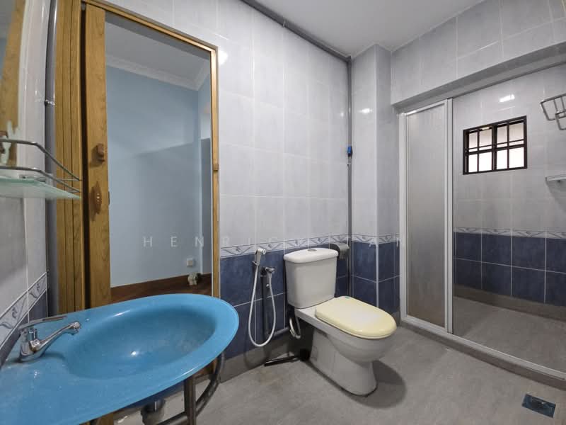 Rumah Teres 2 Tingkat untuk Dijual di Usj 3 (Subang Jaya) - Henrick Tan - Bathroom - PropertyGuru.com.my