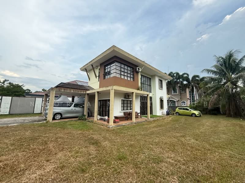 Bungalow for Sale in Batang Kali (Selangor) - Noor Aini Bt Ayob - Exterior - PropertyGuru.com.my