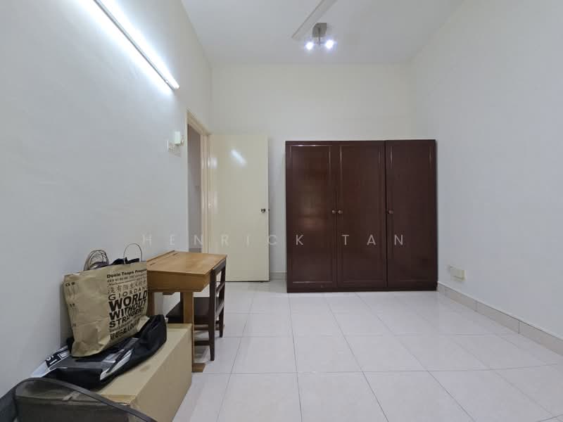 2-storey Terraced House for Sale in Bandar Kinrara Seksyen 6 (Bandar Kinrara) - Henrick Tan - Interior - PropertyGuru.com.my