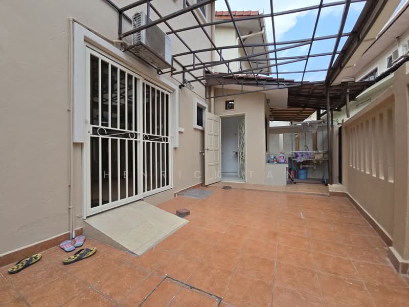 2-storey Terraced House for Sale in Bandar Kinrara Seksyen 6 (Bandar Kinrara) - Henrick Tan - Exterior - PropertyGuru.com.my