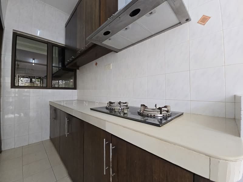 2-storey Terraced House for Sale in Bandar Kinrara Seksyen 6 (Bandar Kinrara) - Henrick Tan - Kitchen - PropertyGuru.com.my