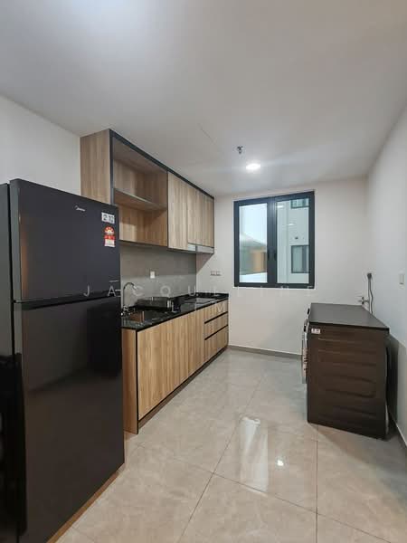 Service Residence for Rent at Savana @ Utropolis - Jacqueline Lim - Kitchen - PropertyGuru.com.my