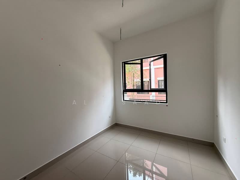 Rumah Teres 2 Tingkat untuk Dijual di Shah Alam (Selangor) - Alif Saad - PropertyGuru.com.my