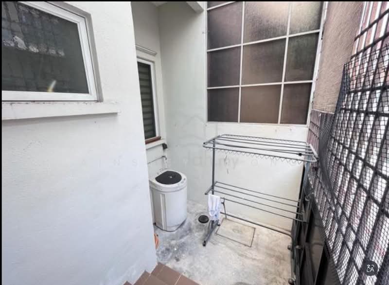 2.5-storey Terraced House for Sale in Bandar Baru Tambun (Tambun) - Ainsley Thong - Exterior - PropertyGuru.com.my