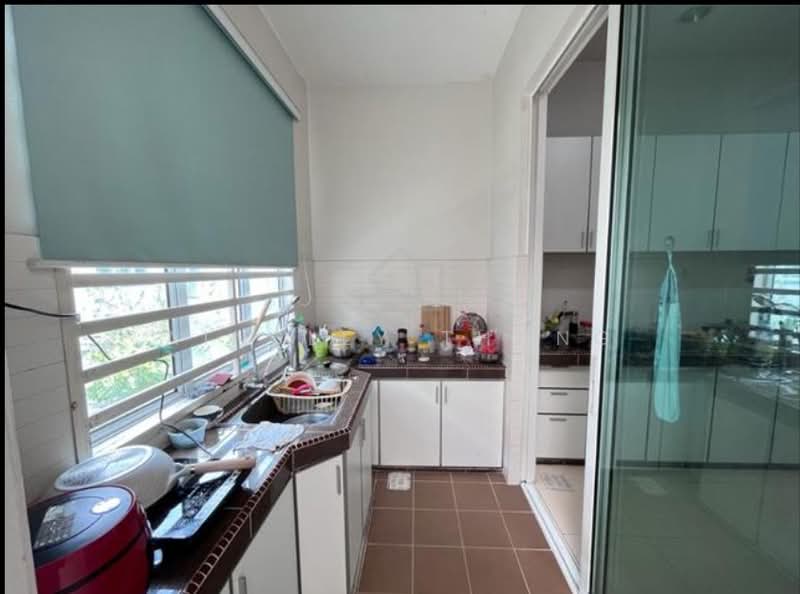 2.5-storey Terraced House for Sale in Bandar Baru Tambun (Tambun) - Ainsley Thong - Kitchen - PropertyGuru.com.my
