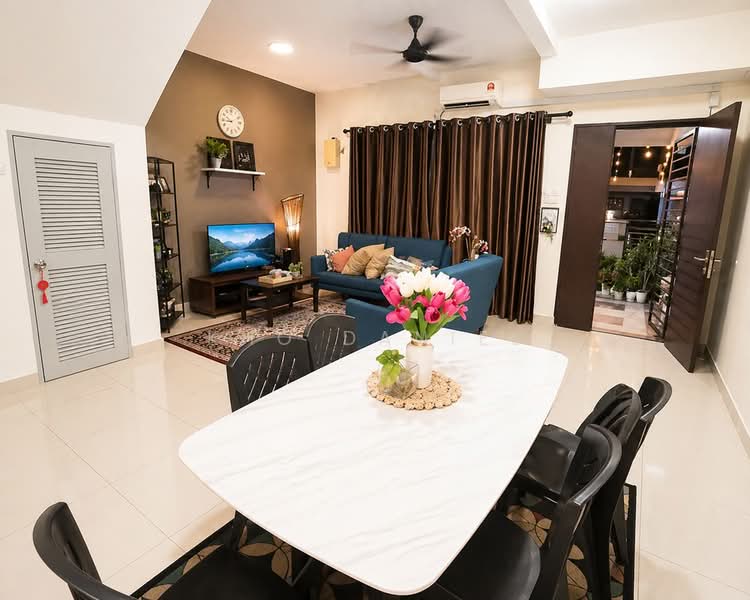 2-storey Terraced House for Sale in Bandar Putera 2 (Klang) - Kho Daniel - Living Room - PropertyGuru.com.my
