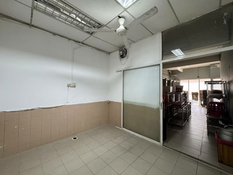 Kedai / Pejabat untuk Disewa di Sri Petaling (Kuala Lumpur) - Noor Aini Bt Ayob - Interior - PropertyGuru.com.my