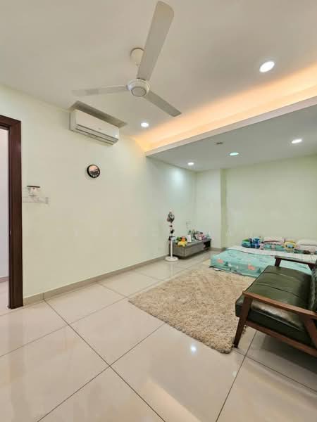 Cluster House for Sale in Taman Gaya (Ulu Tiram) - Terence Tan - Bedroom - PropertyGuru.com.my