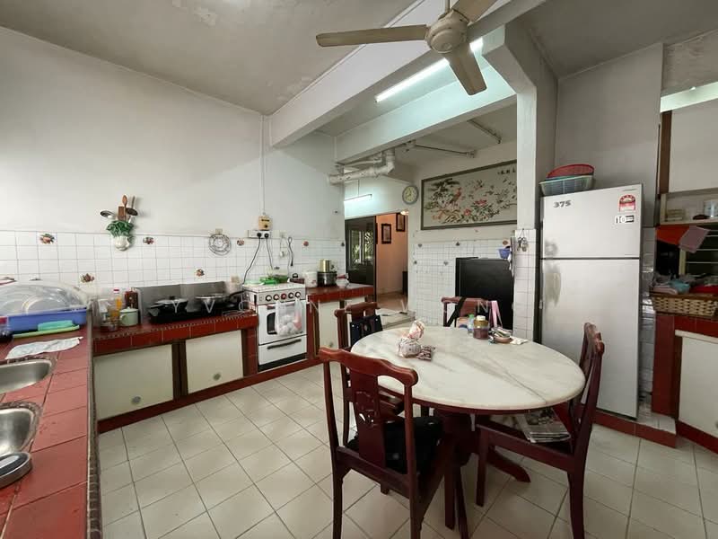 Rumah Teres 2 Tingkat untuk Dijual di Taman Desa (Kuala Lumpur) - Yvonne Wong - Kitchen - PropertyGuru.com.my