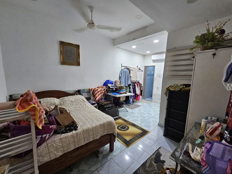 Rumah Teres 2 Tingkat untuk Dijual di Taman Selayang Indah (Selayang) - Kent Fatt - Bedroom - PropertyGuru.com.my