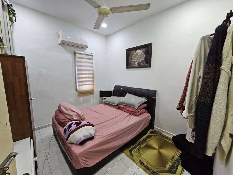 Rumah Teres 2 Tingkat untuk Dijual di Taman Selayang Indah (Selayang) - Kent Fatt - Bedroom - PropertyGuru.com.my